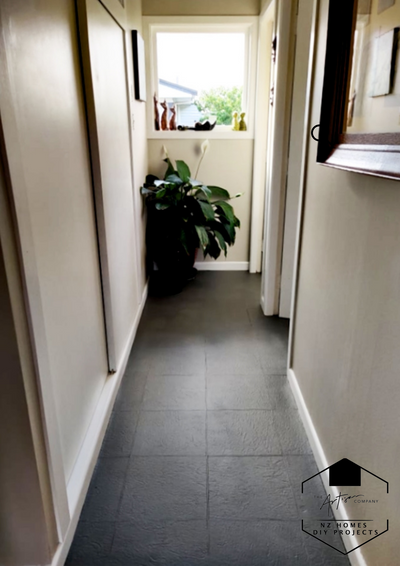 Painted Tiles: Hallway & Bathroom makeover by Jen S