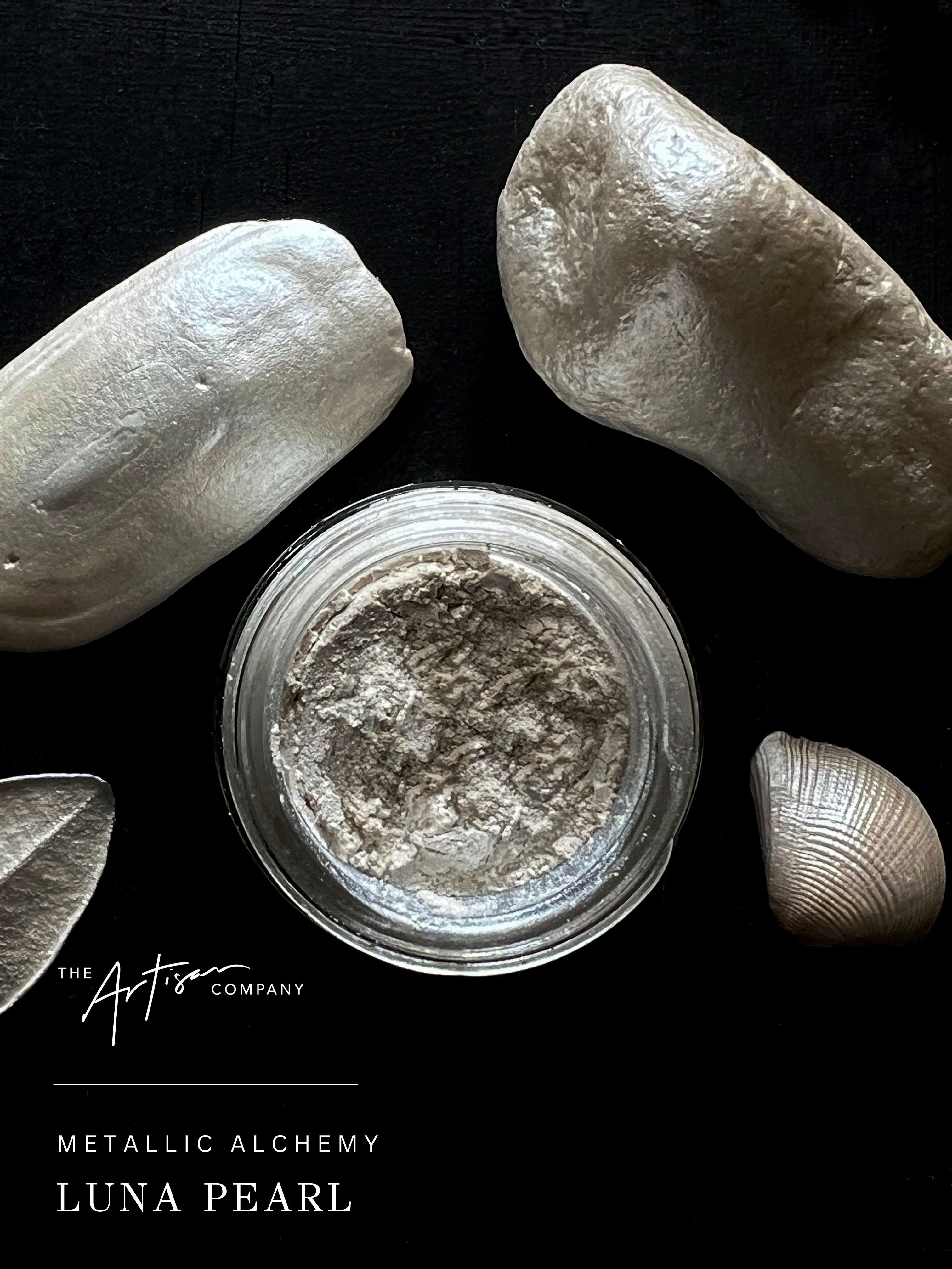 Metallic Concentrate: Luna Pearl