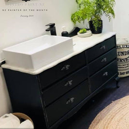 January 2019:  Flipping Fabulous - Lindy Fourie