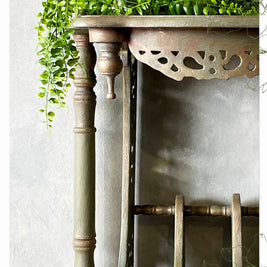 The Artisan Colour Smudge over Olea