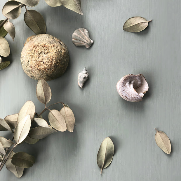Duck Egg : The careful balance between blue and green