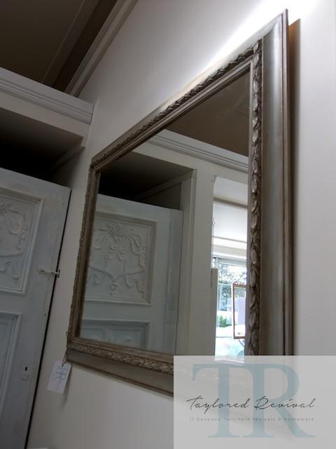 Not For Sale - Bian: Beautiful vintage mirror in grey and gold