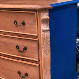 Vintro Cobalt in a flat textured finish