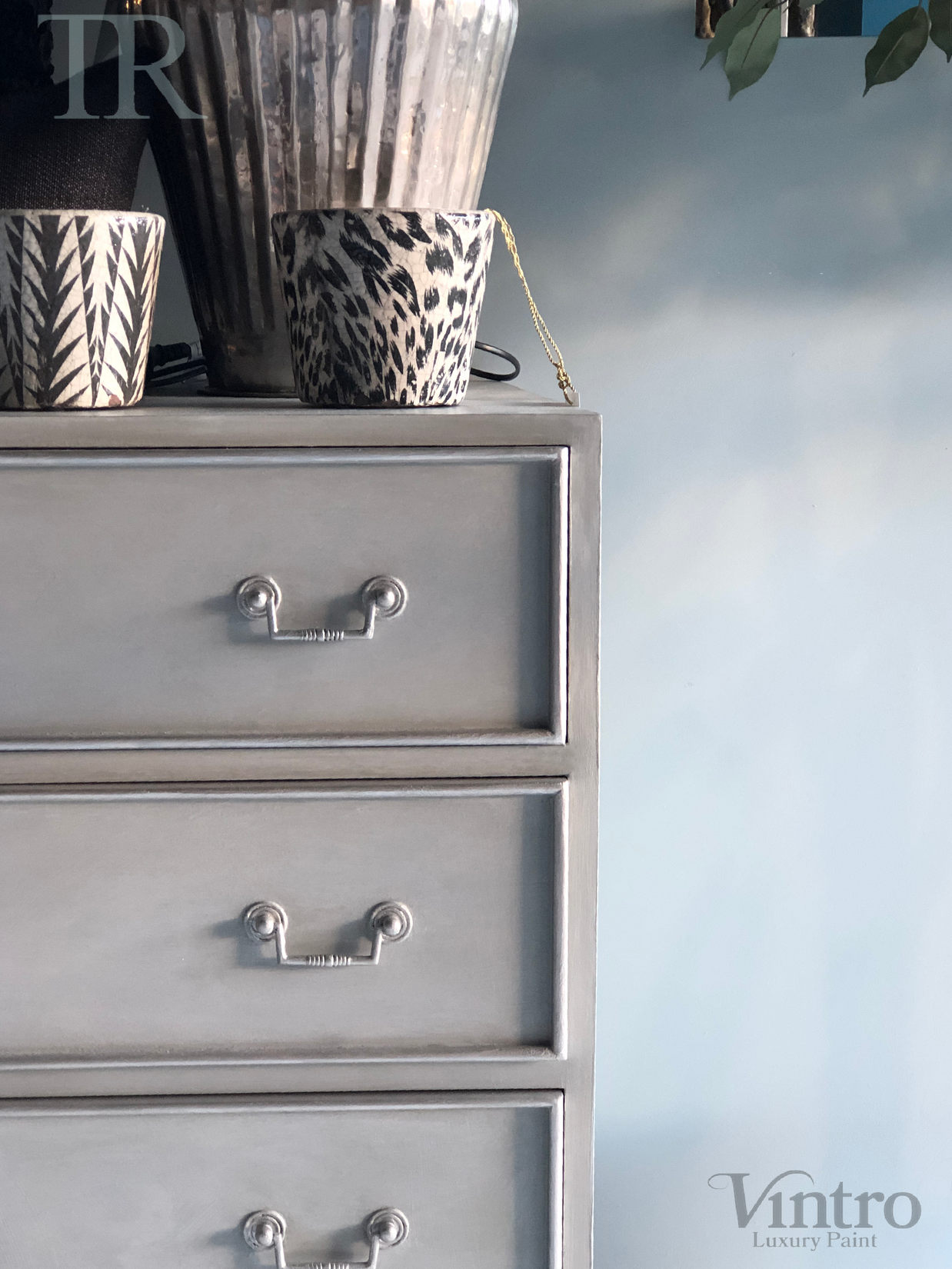 Not For Sale - Wall Paint colour inspiration : Aurora