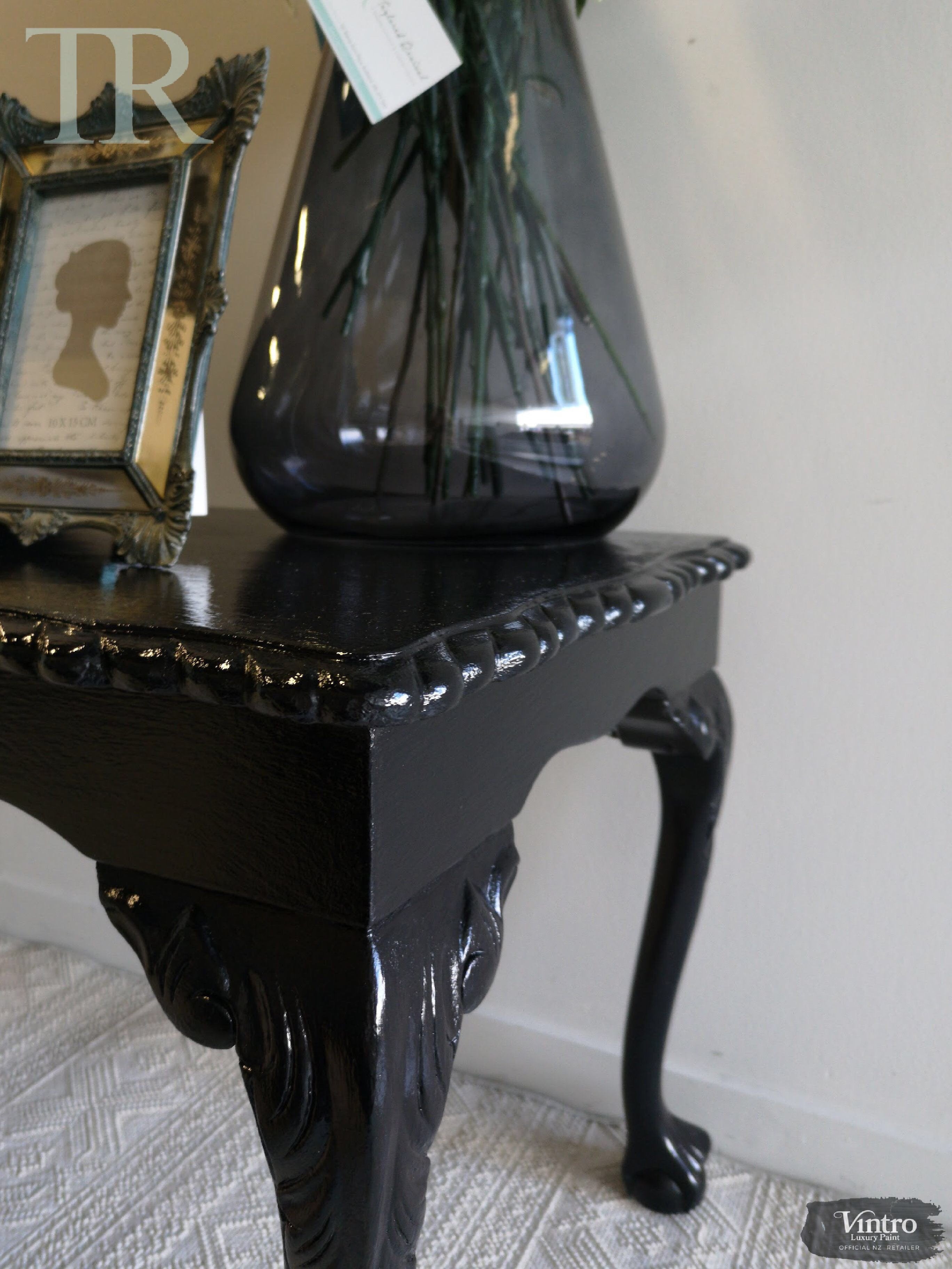 Not For Sale - Agatha: Vintro gloss lacquered  queen anne style coffee/ side table