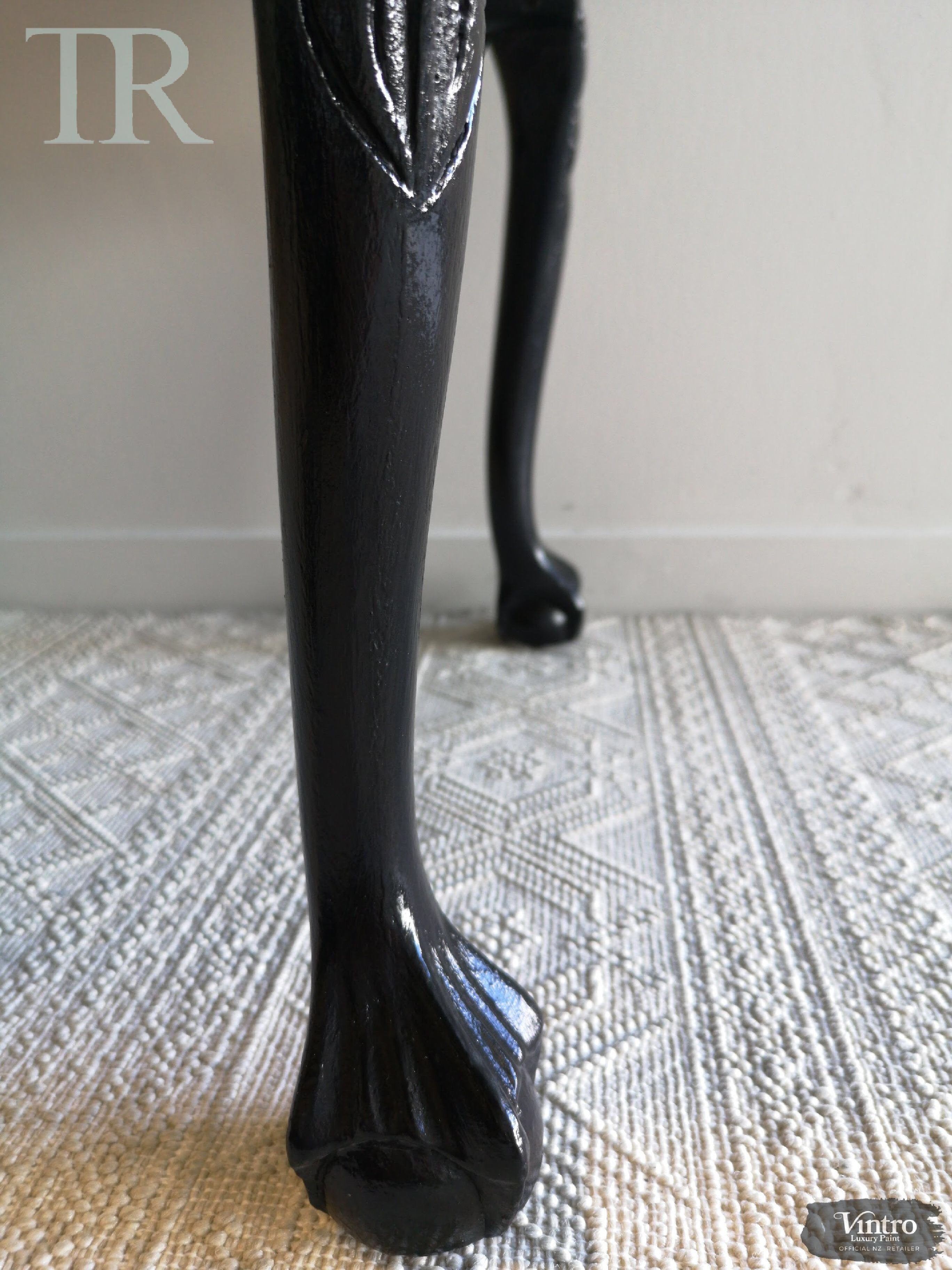 Not For Sale - Agatha: Vintro gloss lacquered  queen anne style coffee/ side table