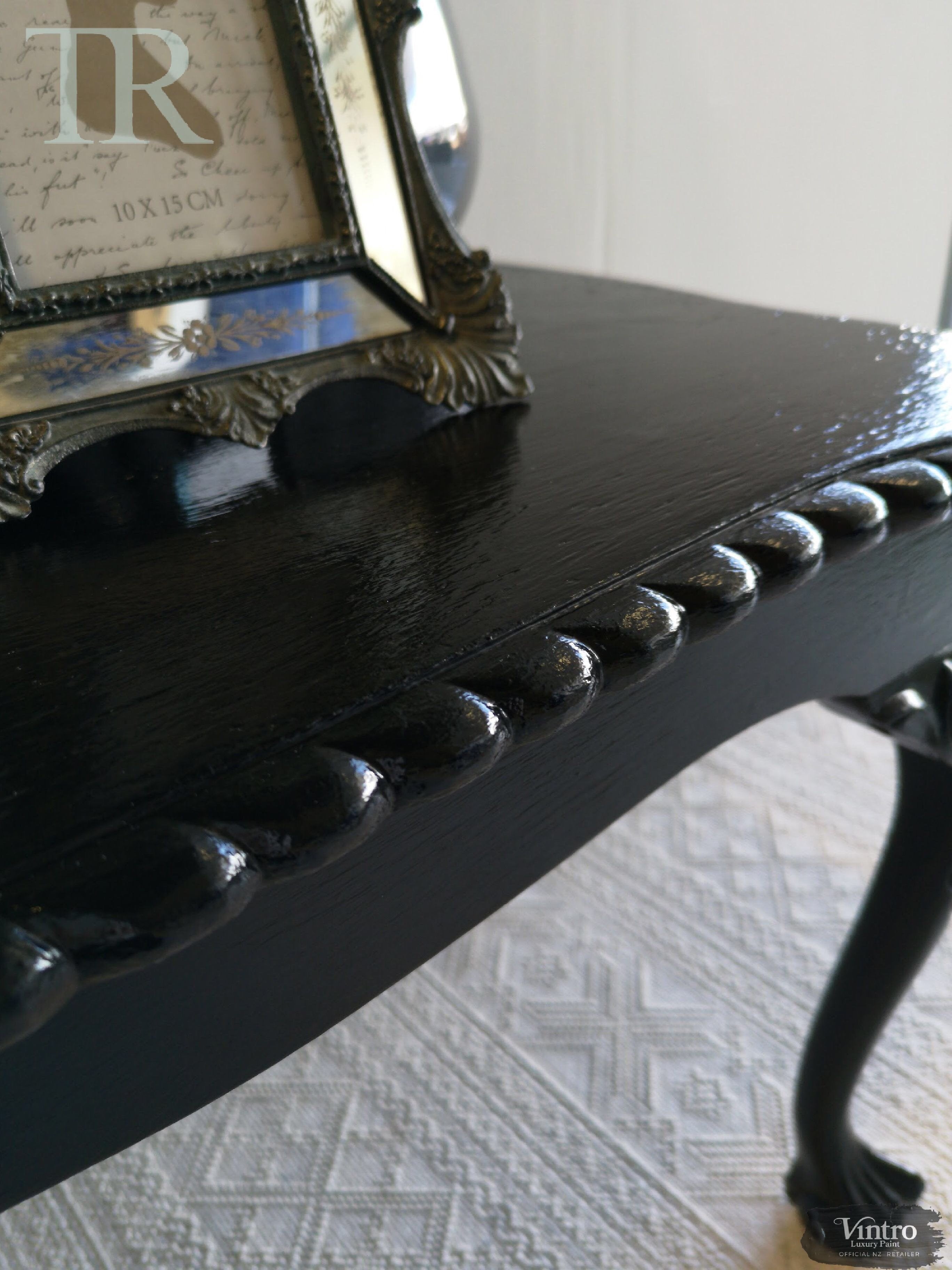 Not For Sale - Agatha: Vintro gloss lacquered  queen anne style coffee/ side table