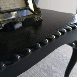 Not For Sale - Agatha: Vintro gloss lacquered  queen anne style coffee/ side table