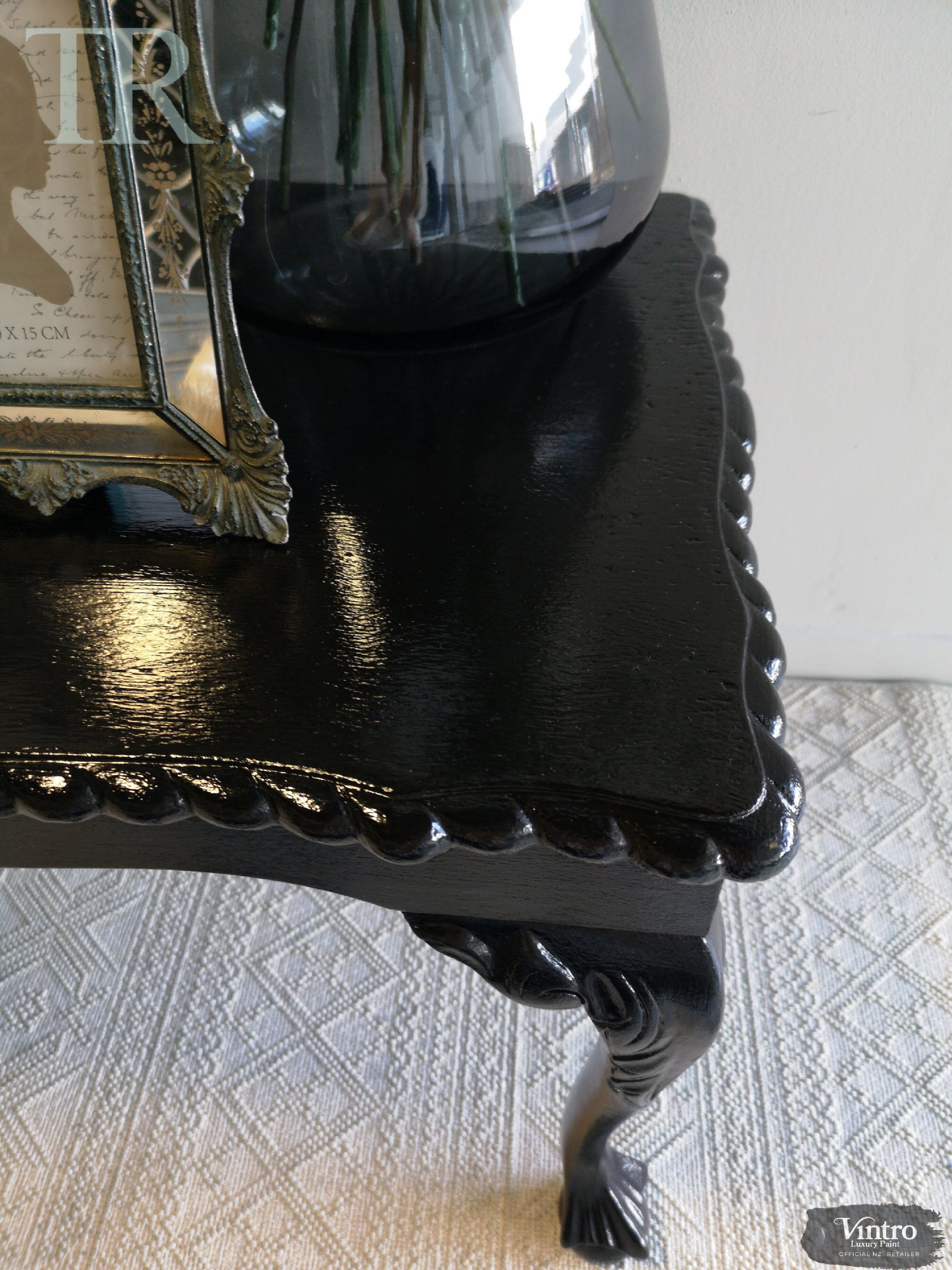 Not For Sale - Agatha: Vintro gloss lacquered  queen anne style coffee/ side table
