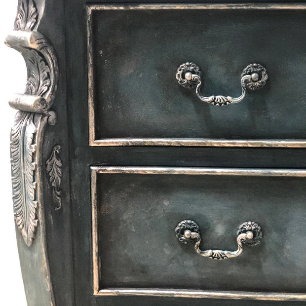 Chiswick House, Crystal Vintro Chalk Paint with coloured waxes