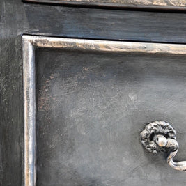 Application of a Vintro coloured wax over a piece of furniture