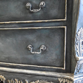 Chiswick House, Crystal Vintro Chalk Paint with coloured waxes