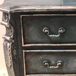 Chiswick House, Crystal Vintro Chalk Paint with coloured waxes