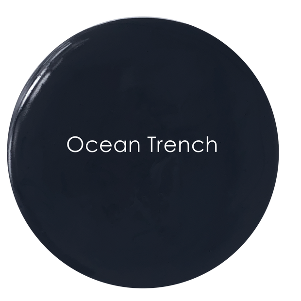 Ocean Trench chalk paint swatch – deep black-blue tone