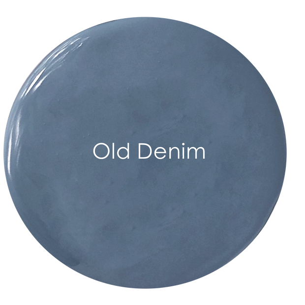 Soft matte blue-grey wall paint – Old Denim detail