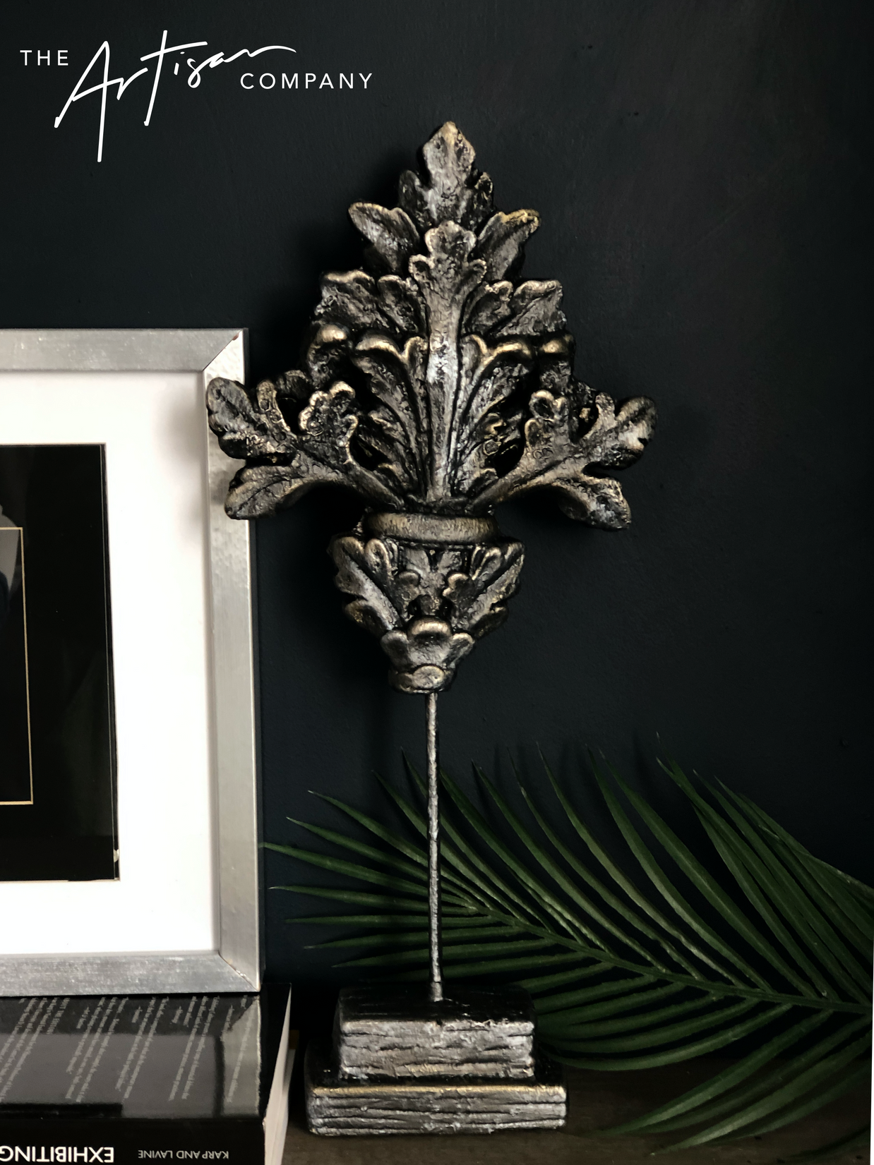 Gabriele -Hand Painted Fleur De Lis