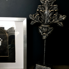 Gabriele -Hand Painted Fleur De Lis