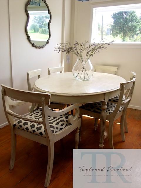 Not For Sale - The Mason's: Regency dining suite with linen lattice upholstery