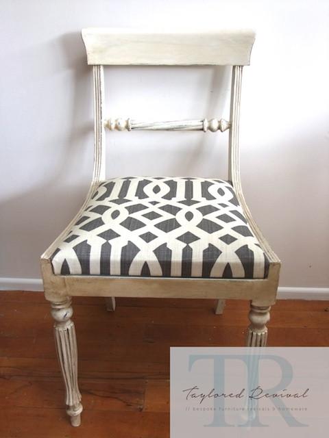 Not For Sale - The Mason's: Regency dining suite with linen lattice upholstery