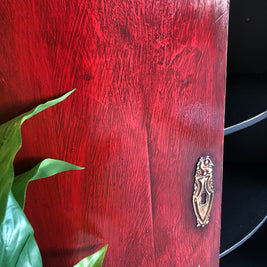 Seeing Artisan Reds (Video of lacquered oriental style finish)