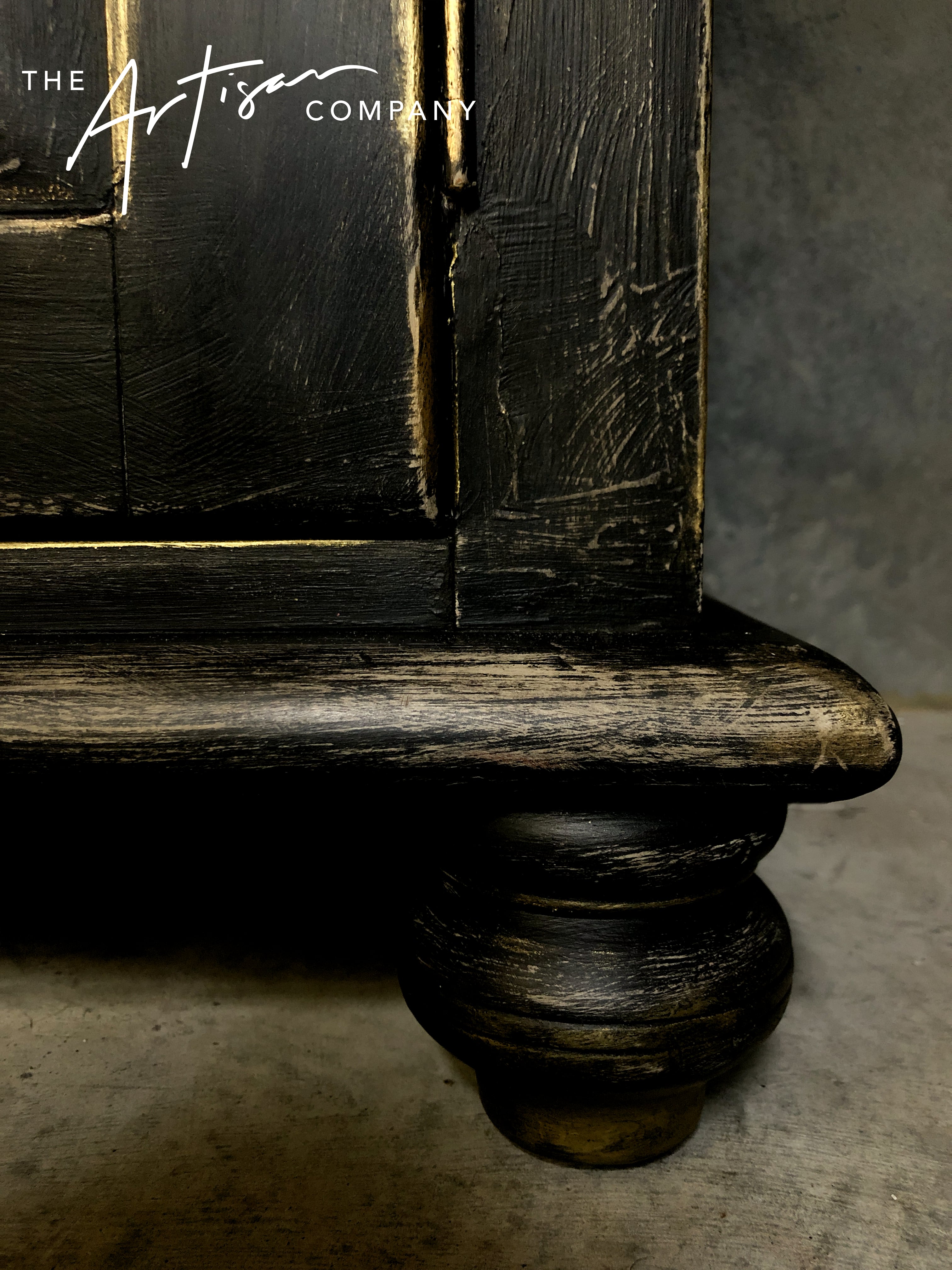 Luxuriously Textured & Rustic