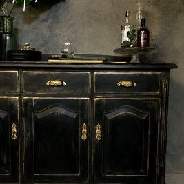 Luxuriously Textured & Rustic