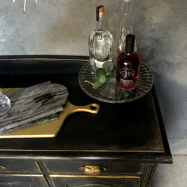 Luxuriously Textured & Rustic