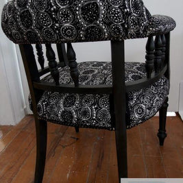 commissioned captains chair