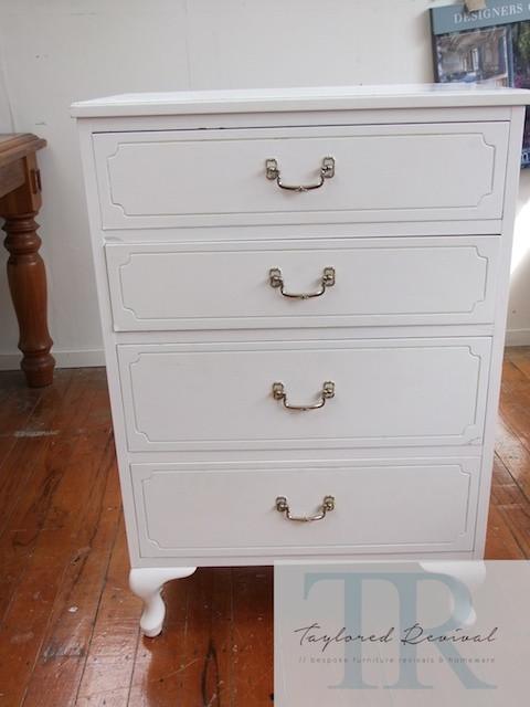 Commissioned set of drawers