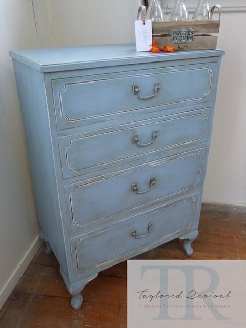 Commissioned set of drawers