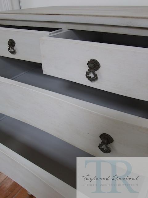 Not For Sale - Laura: Queen Anne bow front drawers