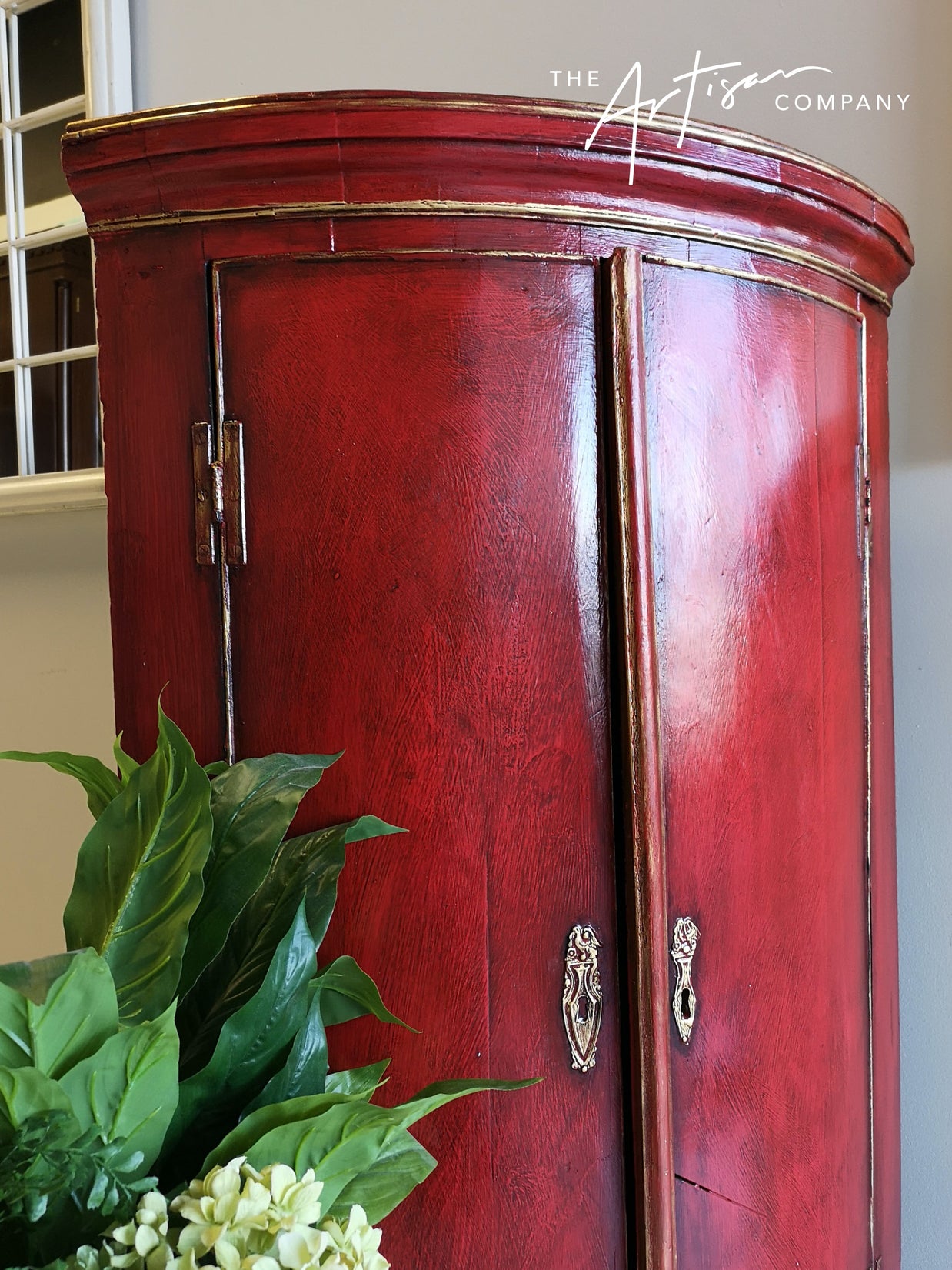 Seeing Artisan Reds (Video of lacquered oriental style finish)